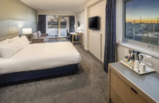 Holiday Inn 赫爾濱海 酒店