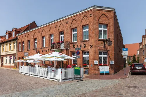 Hotel Stadtkrug Отели в г. Нойштадт-Глеве