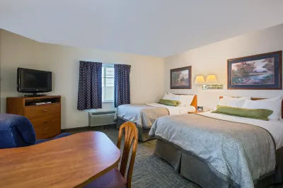 Candlewood Suites Appleton Hotels in Menasha