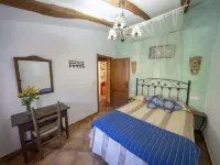Farmhouse San Marcos Hotels in Laroya