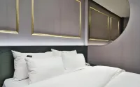 Hotel Daily