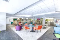 代弗尼西班牙堡希爾頓惠庭套房酒店 - 3星級