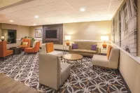 La Quinta Inn & Suites by Wyndham Mechanicsburg - Harrisburg