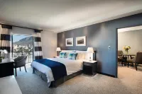 The Commodore Hotel Hotels in Cape Town