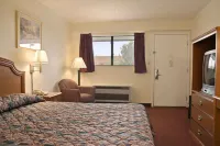 Days Inn by Wyndham Plainfield - Pet friendly