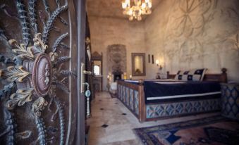 Elika Cave Suites & Spa