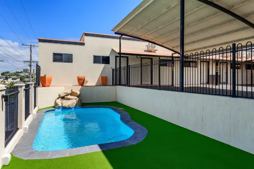 CQ Motel Gladstone Hotels in Gladstone