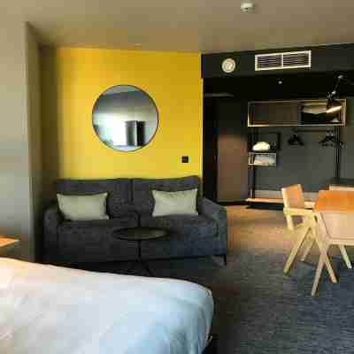 Ibis Styles Dreux Centre Gare Rooms