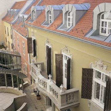 2. 파크 플라자 부..