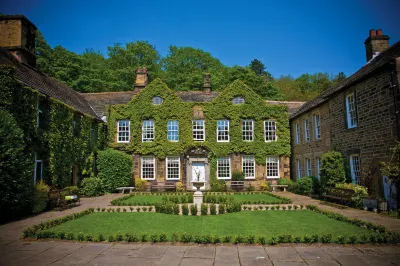 Cbh Whitley Hall Country House Hotel Отели в г. Чапелтаун
