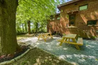Large 7Br,4BA, Short Walk to Niagara Falls Hotels in Lewiston