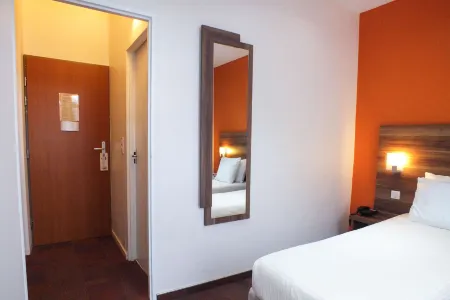 Hotel Cecil Metz Gare Отели в г. Лонжевиль-ле-Мец