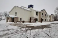 Cobblestone Inn & Suites - Brillion