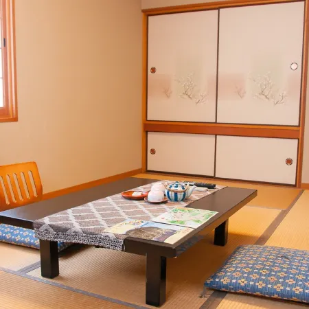 Kasumi Four-Seasons Inn - Kaku