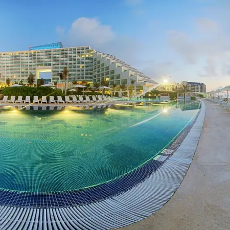 Live Aqua Beach Resort Cancun