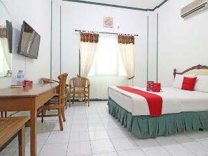 RedDoorz Near XT Square Yogyakarta