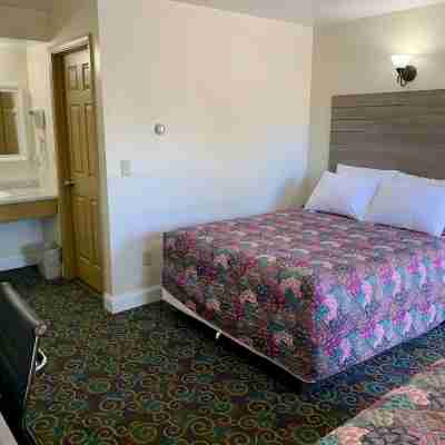 Kingsway Inn Rooms