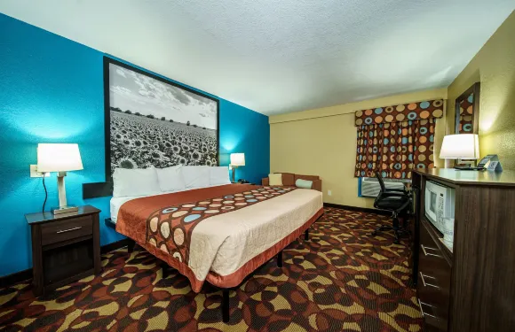 威奇託機場速8酒店