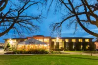 Forrest Hotel & Apartments Hotels in Yarralumla