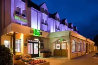 Ibis Styles Blois Centre Gare Hotels in Molineuf