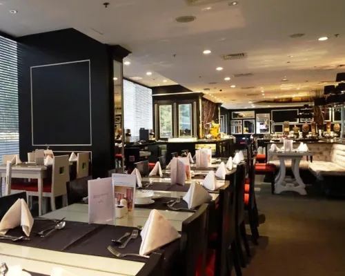 Concorde Hotel Singapore Dining Photos