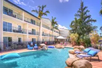 Cairns Queenslander Hotel & Apartments فنادق في كيرنز نورث