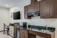 Red Lion Inn & Suites Katy Các khách sạn ở Katy