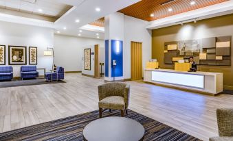 Holiday Inn Express & Suites Lincoln Downtown