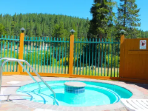 Truckee Donner Lodge