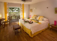 Raiatea Lodge Hotel - balcony