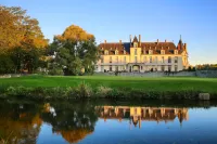 Château d'Augerville Golf & Spa Resort Hotel a Augerville-la-Riviere