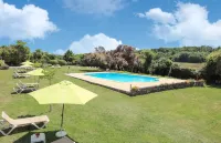 Hôtel & Spa Château de La Côte - Brantôme Hotels in Verteillac