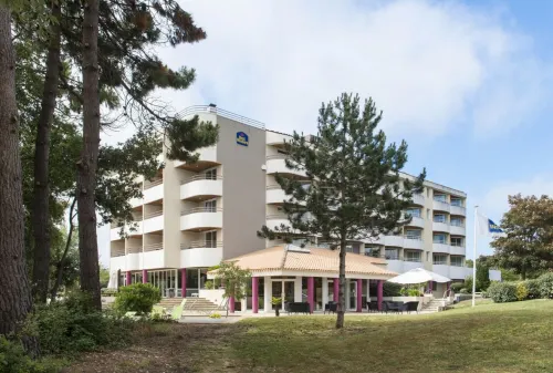 Résidence Valdys Thalasso & Spa - les Pins Hotels in Beauvoir-sur-Mer