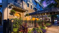 St Charles Inn, Superior Hotel Hotels in Harvey