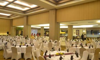 The Axana Hotel