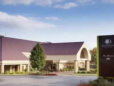 DoubleTree Suites by Hilton Hotel Dayton - Miamisburg Hotels in Miami Township