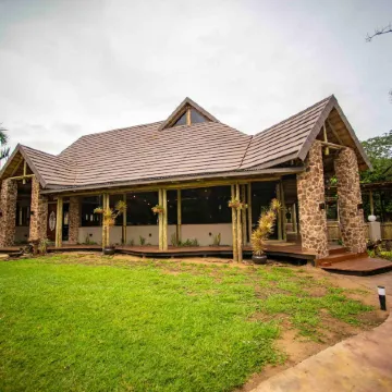 Gooderson DumaZulu Lodge