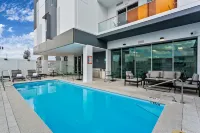 Quest Perth Ascot - Condos
