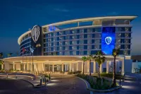فندق وارنر براذرز أبوظبي، كوريو كولكشن باي هيلتون Hotels near ياس ووتر وورلد أبوظبي