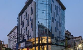 Hotel 88 Blok M Jakarta by WH