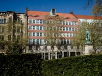 Motel One Hannover-Oper Hotels near Hanover Old Town