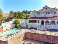 Albion Manor Hotels in Berea