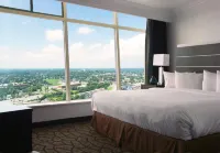 Tower Hotel at Fallsview - Bintang 3