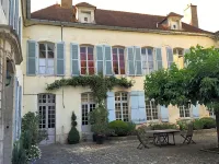 B&B le Jardin de Carco Hotels in Courban