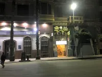The Location Hotel Các khách sạn ở Cairo