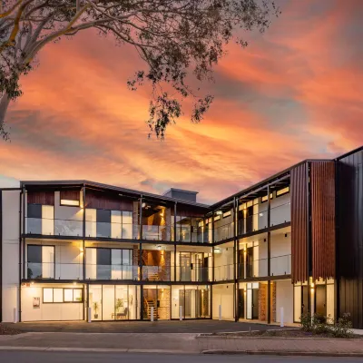 The Osmond Motel & Apartments Hotels near Adelaide Zoo