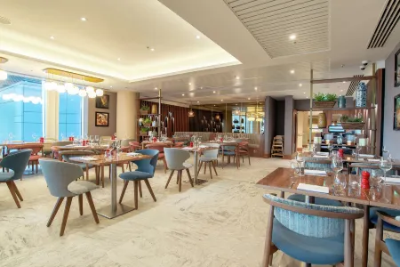 Hilton Garden Inn London Heathrow Terminal 2 and 3 Отели рядом со станцией Станция Хитроу-Терминал 5