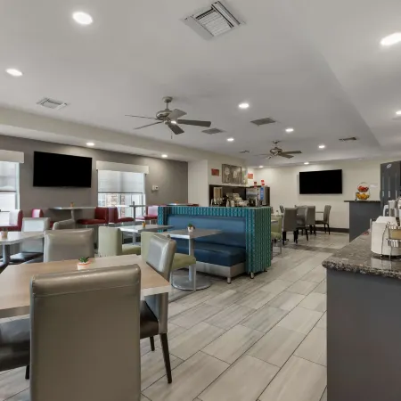 Best Western Plus Yuma Foothills Inn  Suites
