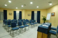 هوتل فيكتوريا بلايا فنادق في ألمونيكار