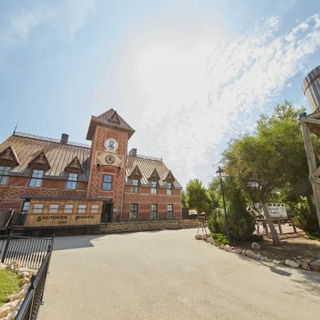 PortAventura Hotel Gold River -Includes unlimited access PortAventura Park & 1 access Ferrari Land